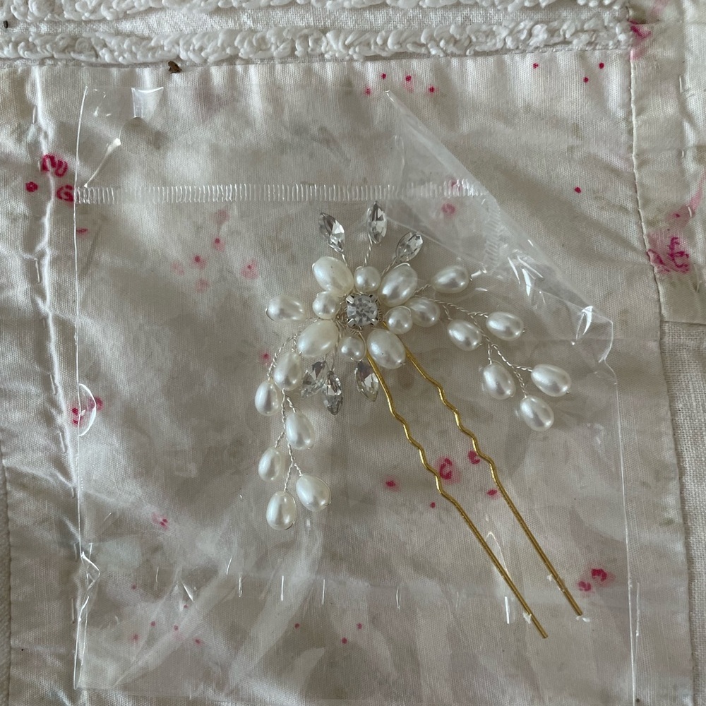 Bridal hair pin